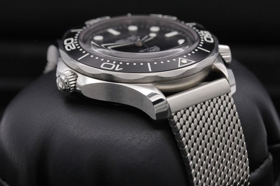 Omega Seamaster Diver 300m 210.30.42.20.01.010 Image 4